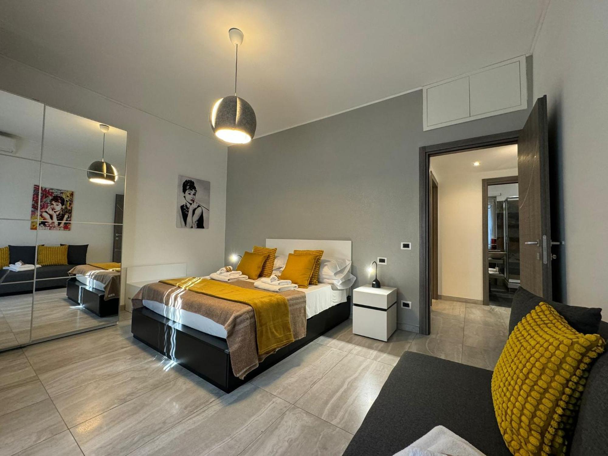 Elegant Escape By Ionio Metro Apartment Rome