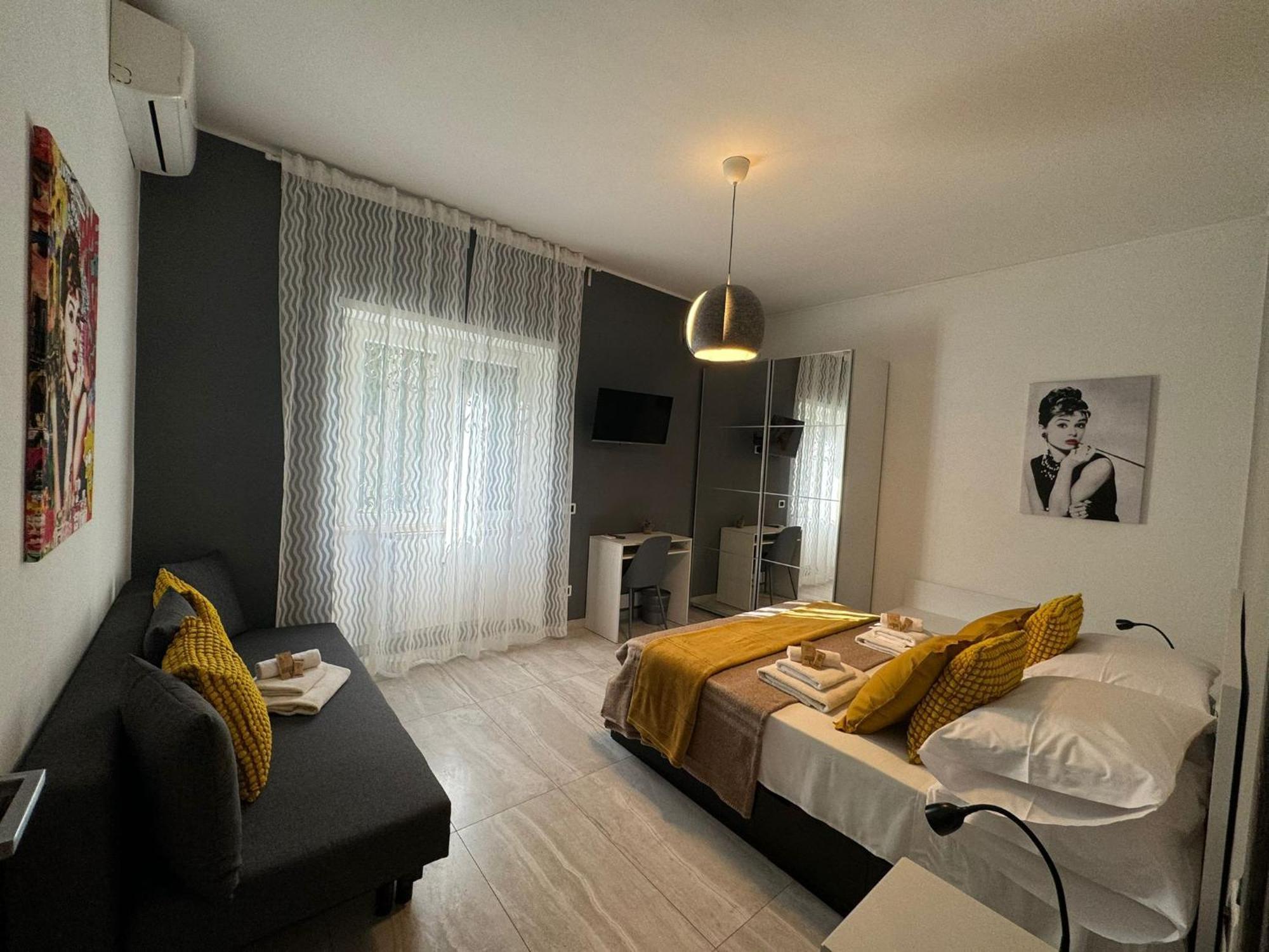 Elegant Escape By Ionio Metro Appartement *